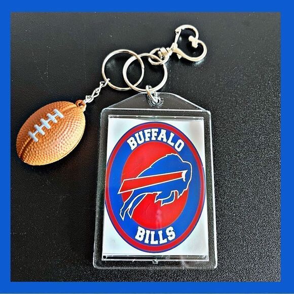 Buffalo Bills Football 🏈 Keychain includes Heart Shape Silver Medal Spring. - Picture 1 of 9